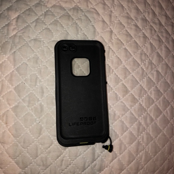 LIFEPROOF IPHONE 5/ 5s case!!!! - Picture 2 of 3